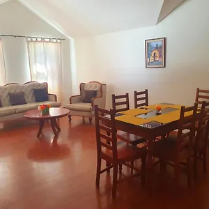  Apartment Aeropuerto La Aurora